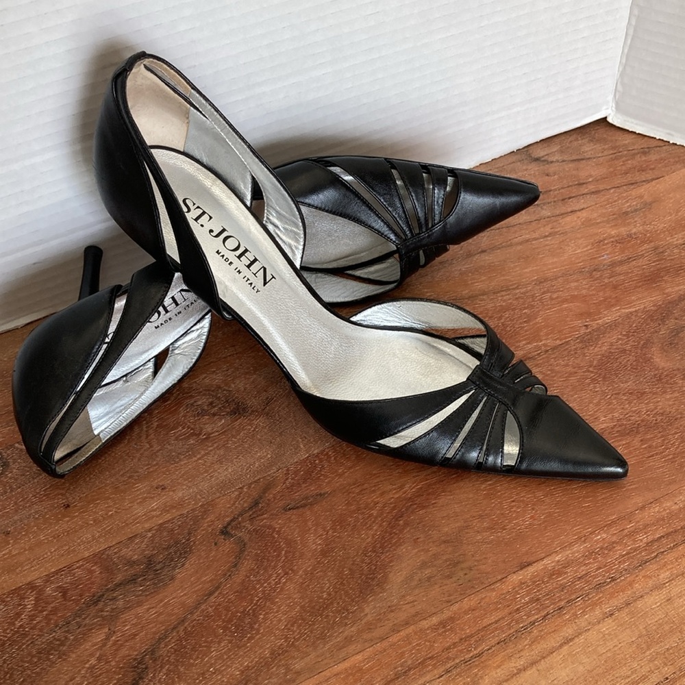 ST.  JOHN SHOES VERO CUOIO LEATHER HEELS Made in ITALY